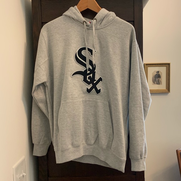 Genuine Merchandise Other - Never worn Chicago Sox Sweatshirt